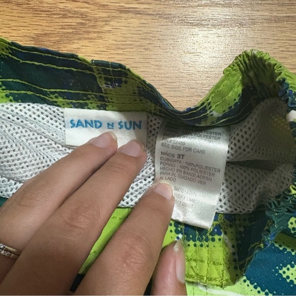 Swim Trunks 3T - Picture 2 of 2
